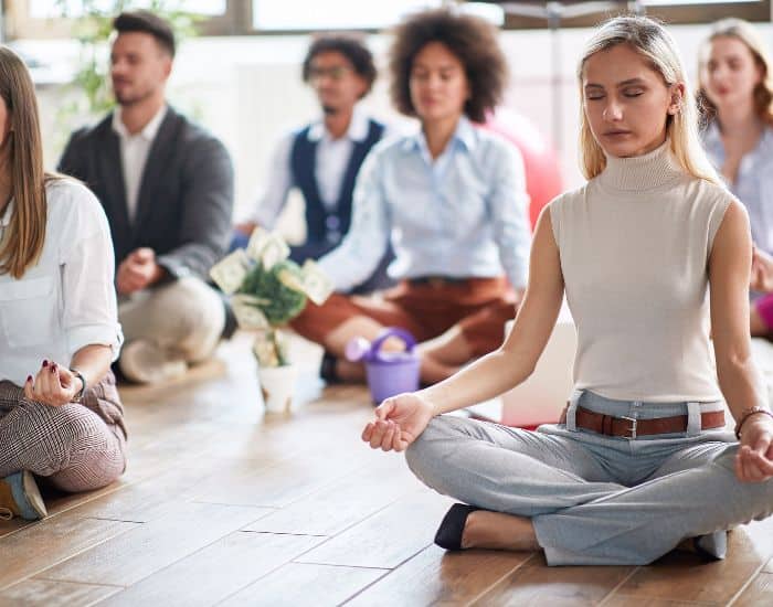 How to Start a Meditation Business – Expert Guide