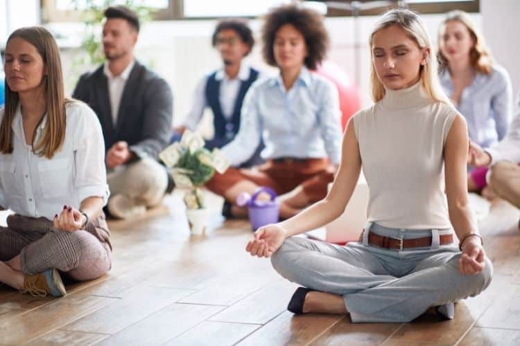 Introduce Mindfulness to Your Organization or Workplace with These 9 Tips