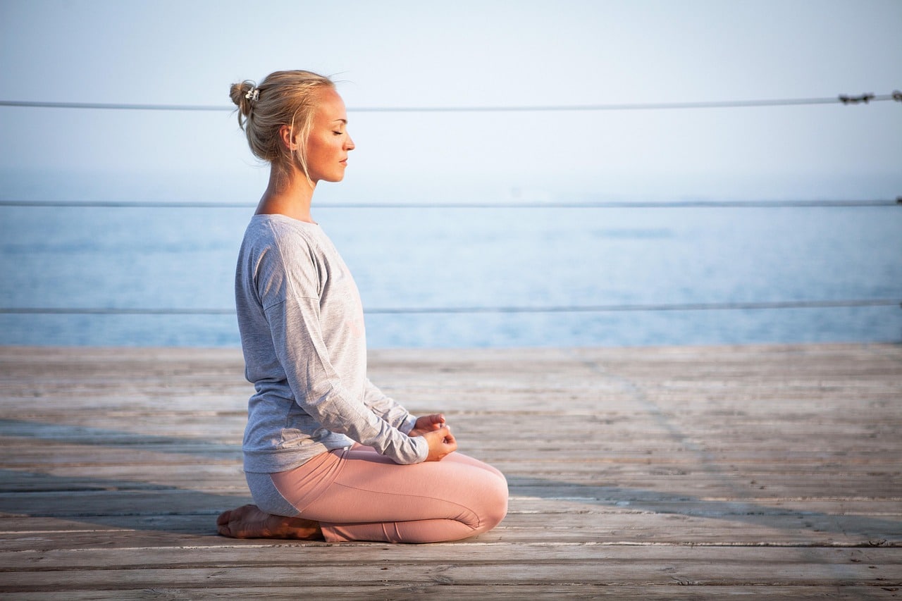 Daily Mindfulness for Meaningful Relationships Mindfulness for Strong Relationships, Mindfulness, and Connection: How to Build Stronger Relationships Through Being