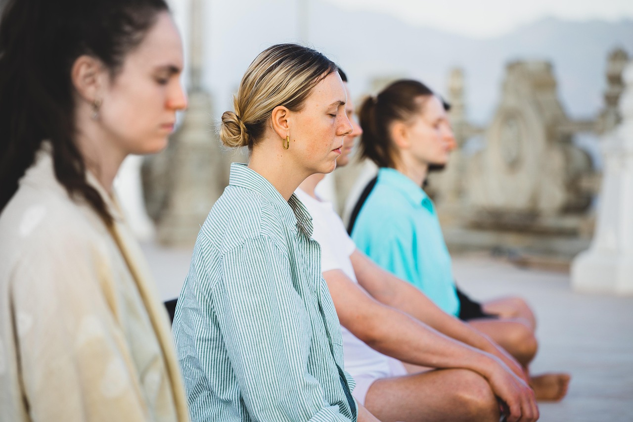 Mindfulness for Healing Trauma Hidden Trauma and Healing with Gabor Maté and Mel Robbins, Gabor Maté and Mel Robbins Unveiled A Surprising Hidden Trauma