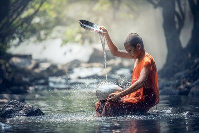 MoMy Life As A Monk